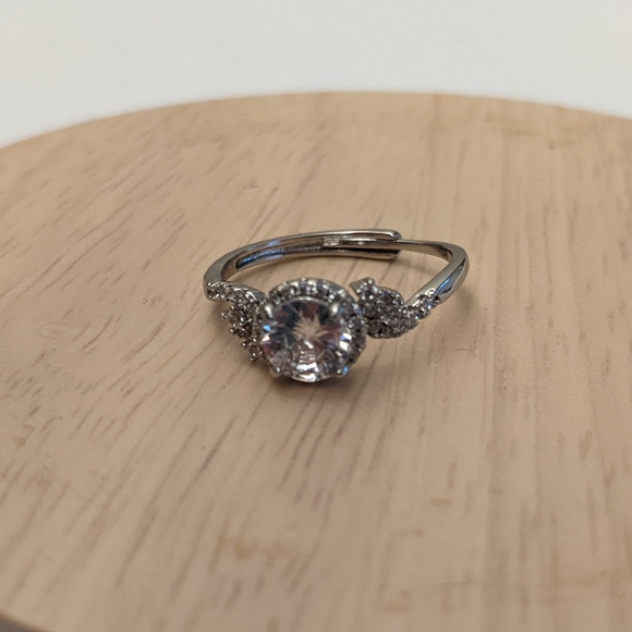 Adjustable ring - Picture 4 of 4